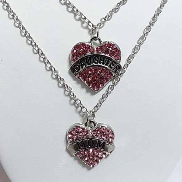 🔥 2/$25 🔥 Mom & Daughter Necklace Set - Picture 2 of 5